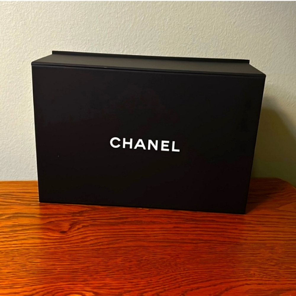 Chanel box 12.25x8.25